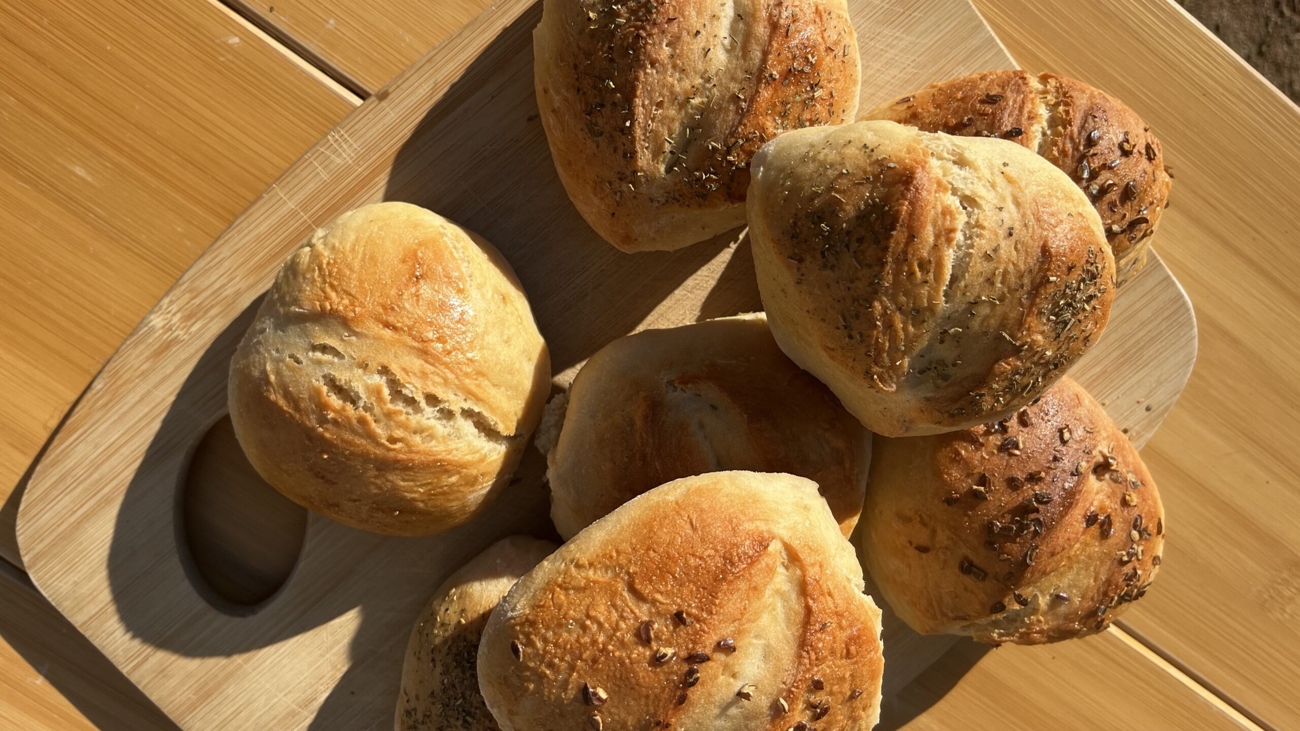 Frische Brötchen im Airfryer – schnell, einfach und perfekt fürs Frühstück
